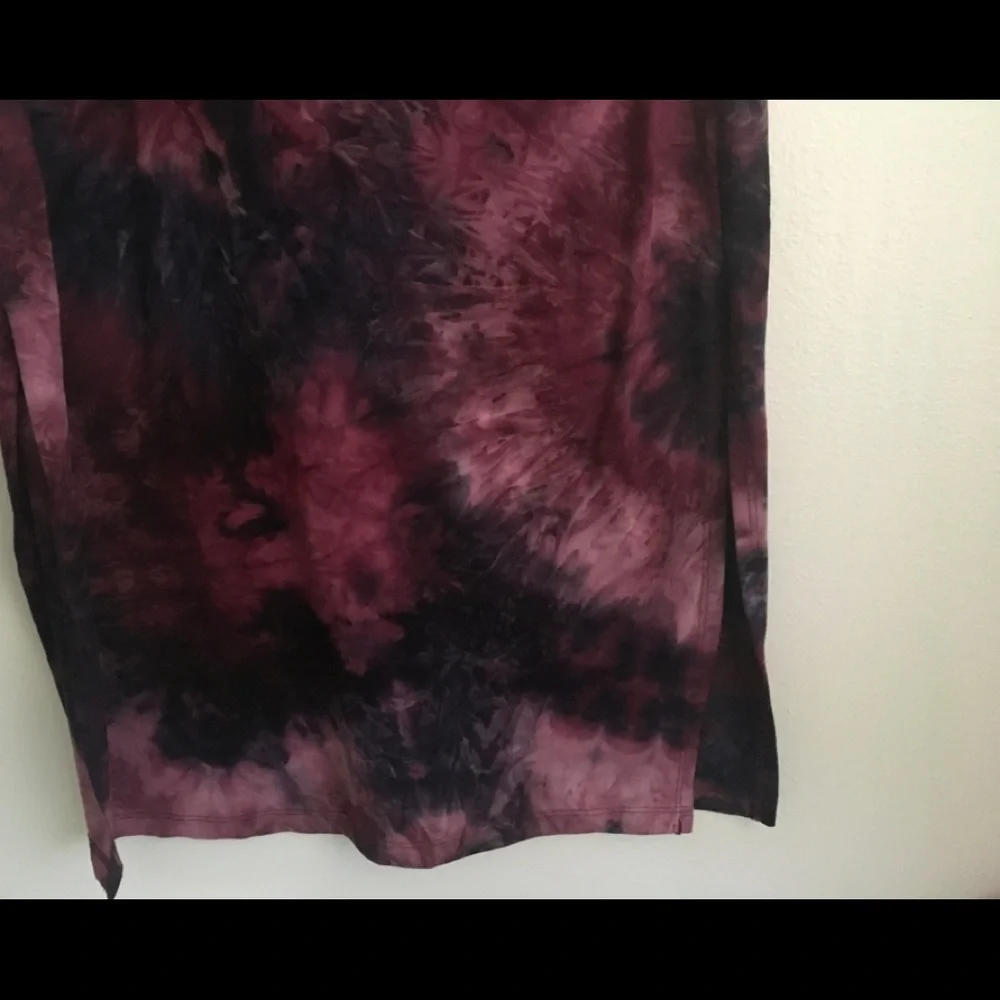 SUNDRY tie-dye knit midi skirt, size 4 - Picture 4 of 6